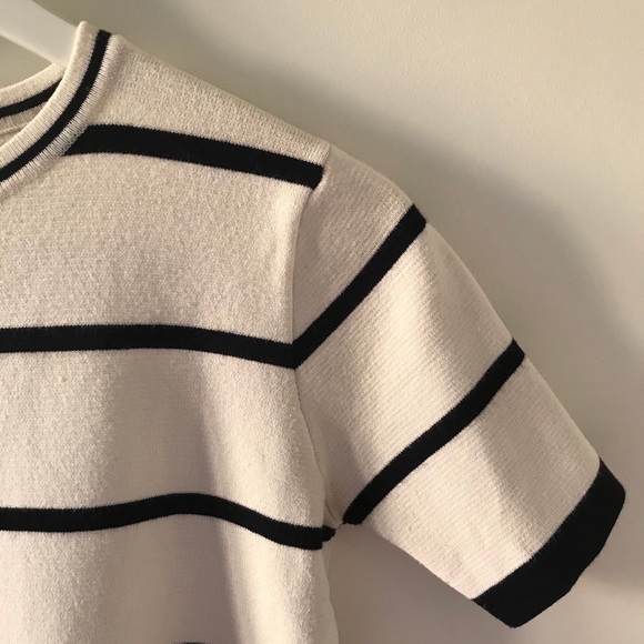 Zara Ivory & Navy Cropped Knit Tee - Picture 2 of 3